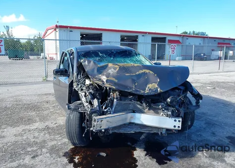 2015 Nissan Altima 2.5 S z USA, uszkodzony, nr VIN 1N4AL3AP3FN363824